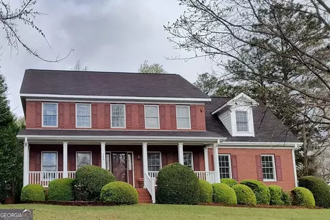 140 Ashbrook Dr, Athens, GA 30605