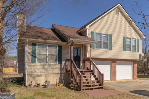 16 Huntcliff Dr, Cartersville, GA 30121