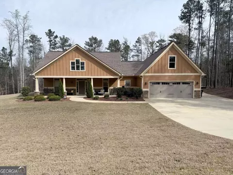 160 Hickory Ln, Covington, GA 30016
