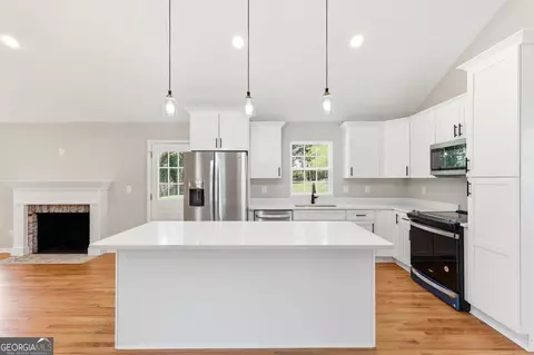 Kitchen - 108 Springview Dr, Gainesville, GA 30501 photo 1 of 1