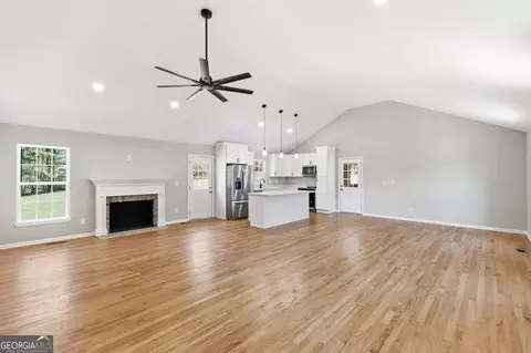 Living - 108 Springview Dr, Gainesville, GA 30501 photo 1 of 4