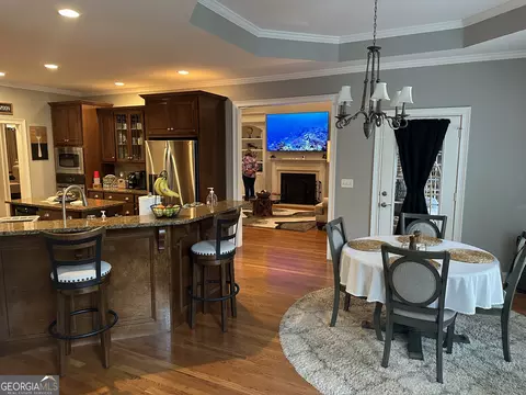 Kitchen - 205 River Oaks Dr, Lagrange, GA 30240 photo 3 of 7