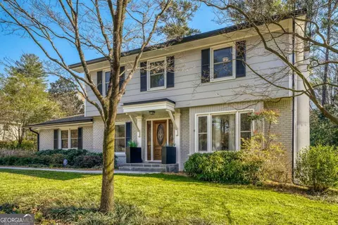 2760 Arldowne Dr, Tucker, GA 30084