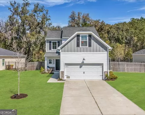 399 Beecher Dr, Richmond Hill, GA 31324