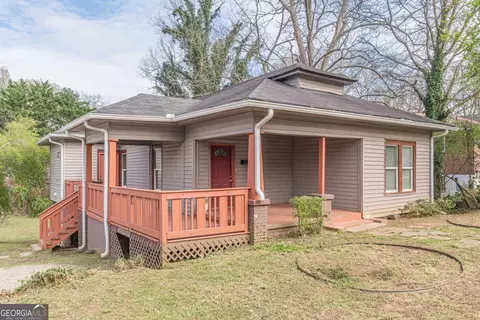 2718 Harris St, East Point, GA 30344