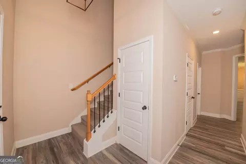 Entry Way - 766 Natures Walk, Gray, GA 31032 photo 2 of 12
