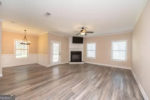 Living - 766 Natures Walk, Gray, GA 31032 photo 1 of 4