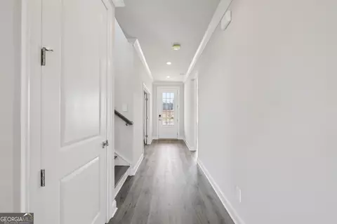 Entry Way - 1293 Orwell Ln, Monroe, GA 30656 photo 3 of 8