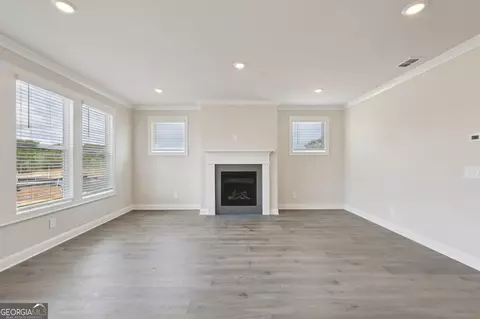 Living - 1293 Orwell Ln, Monroe, GA 30656 photo 3 of 4