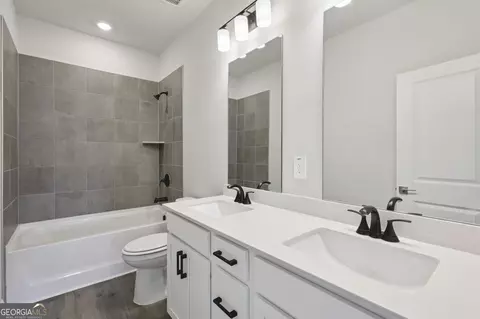 Bath - 1293 Orwell Ln, Monroe, GA 30656 photo 2 of 2