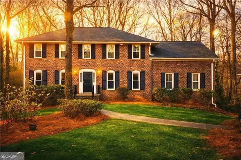 300 Millbrook Farm Ct, Marietta, GA 30068