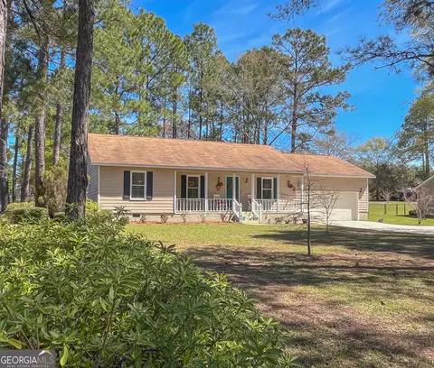 100 Hummingbird Dr, Dublin, GA 31021