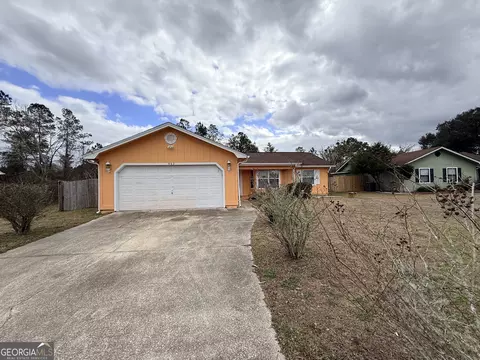 302 Greenacres Dr, Kingsland, GA 31548