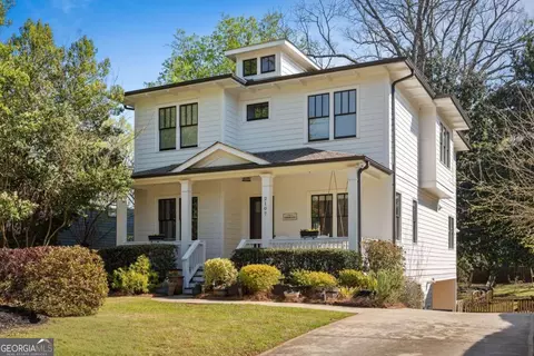 2107 Oakview Rd SE, Atlanta, GA 30317