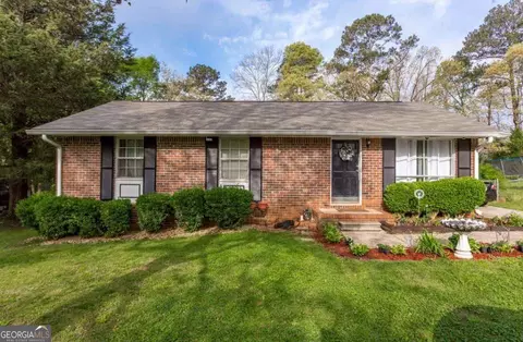 10167 Port Royal Ct, Jonesboro, GA 30238