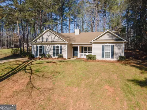 108 Philmont Ct, Lagrange, GA 30240