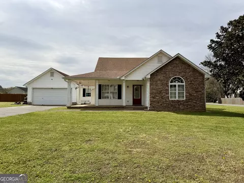 12 Greenhouse Dr SE, Cartersville, GA 30120