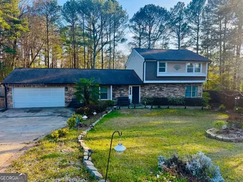 7423 Chilton Ln, Riverdale, GA 30296
