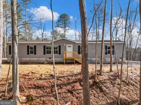 7668 Pea Ridge Rd, Lula, GA 30554