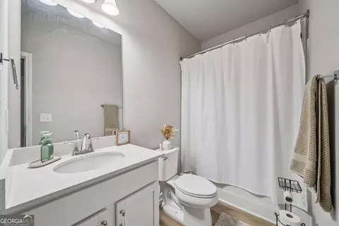 Bath - 120 Cabin Way, Hampton, GA 30228 photo 1 of 2
