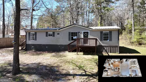 61 Holly Cir, Carrollton, GA 30116