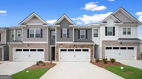1307 Aura Ln, Lawrenceville, GA 30045