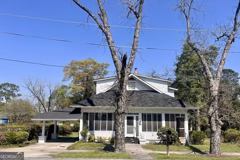 215 Bethel St, Eastman, GA 31023