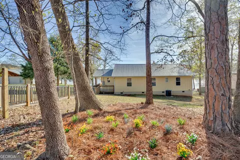 265 Thorpe Rd, Jackson, GA 30233