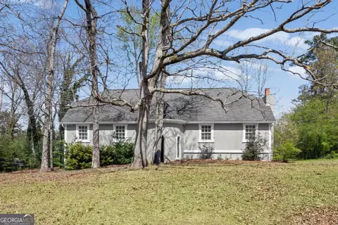 6257 N Summers Cir, Douglasville, GA 30135