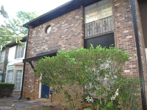 633 Garden Walk Dr, Stone Mountain, GA 30083