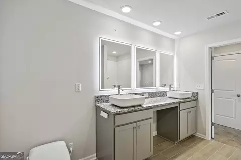 Bath - 11516 Kimberly Way, Hampton, GA 30228 photo 3 of 5