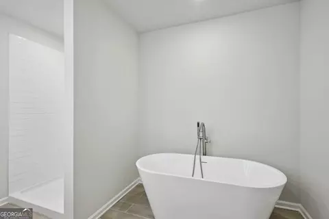 Bath - 11516 Kimberly Way, Hampton, GA 30228 photo 5 of 5