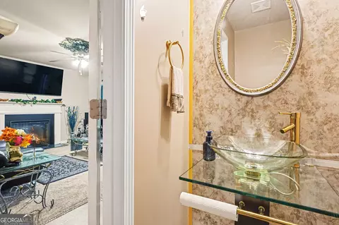 Bath - 308 Pardue Dr, Thomaston, GA 30286 photo 1 of 5