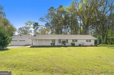 177 Lakeshore Cir, Milledgeville, GA 31061