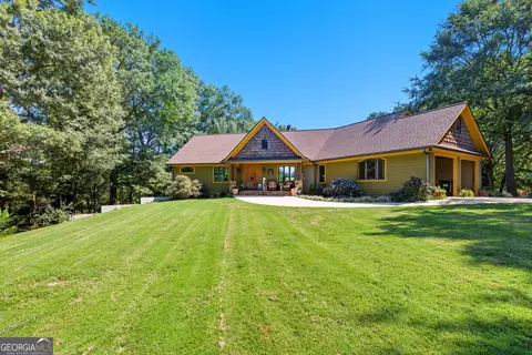 1320 Burroughs Rd, Lavonia, GA 30553