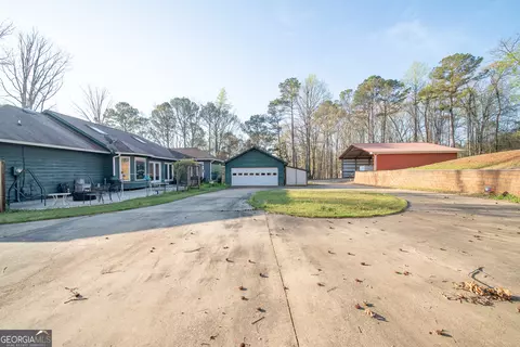 Exterior - 112 Brookwood Dr, Lagrange, GA 30240 photo 3 of 5