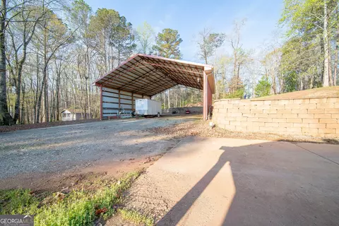Exterior - 112 Brookwood Dr, Lagrange, GA 30240 photo 4 of 5