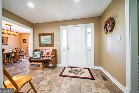 Entry Way - 112 Brookwood Dr, Lagrange, GA 30240 photo 1 of 5