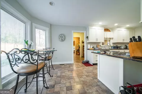 Kitchen - 112 Brookwood Dr, Lagrange, GA 30240 photo 2 of 3