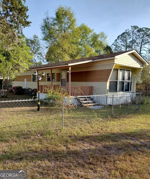 20 Gibson St, Folkston, GA 31537