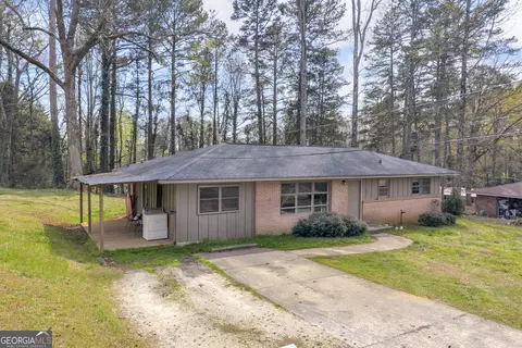 Exterior - 39 Meadowbrook Dr, Toccoa, GA 30577 photo 1 of 4