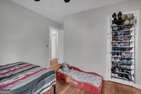 Bedroom - 39 Meadowbrook Dr, Toccoa, GA 30577 photo 5 of 8