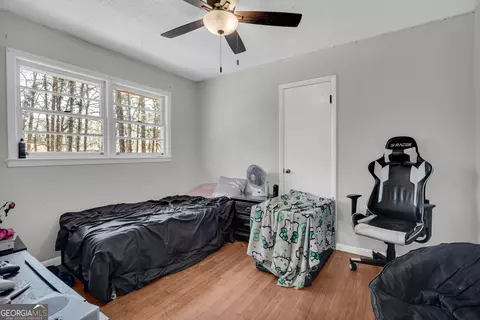 Bedroom - 39 Meadowbrook Dr, Toccoa, GA 30577 photo 6 of 8