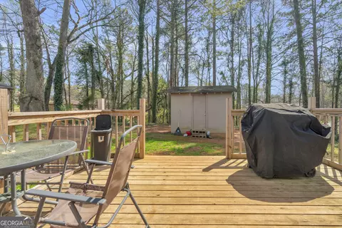 Exterior - 39 Meadowbrook Dr, Toccoa, GA 30577 photo 4 of 4