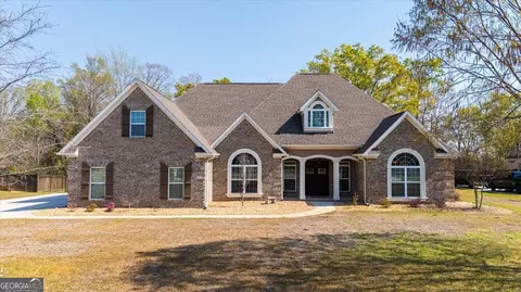 4046 Coosa Dr, Bonaire, GA 31005