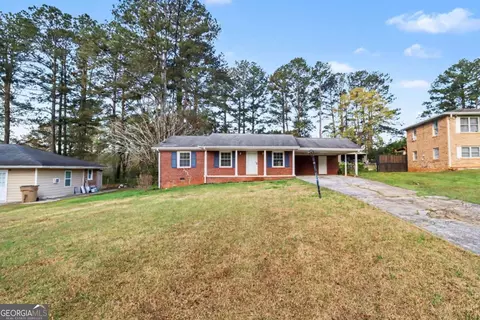 6367 Monica Dr, Morrow, GA 30260 photo 4