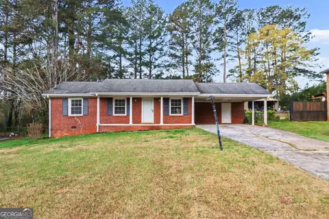 6367 Monica Dr, Morrow, GA 30260