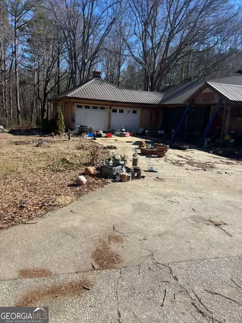 116 Pine Shadows Dr, Dallas, GA 30157