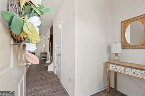 Entry Way - Undisclosed, Calhoun, GA 30701 photo 1 of 11