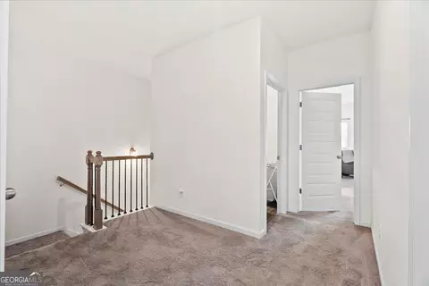 Entry Way - Undisclosed, Calhoun, GA 30701 photo 7 of 11